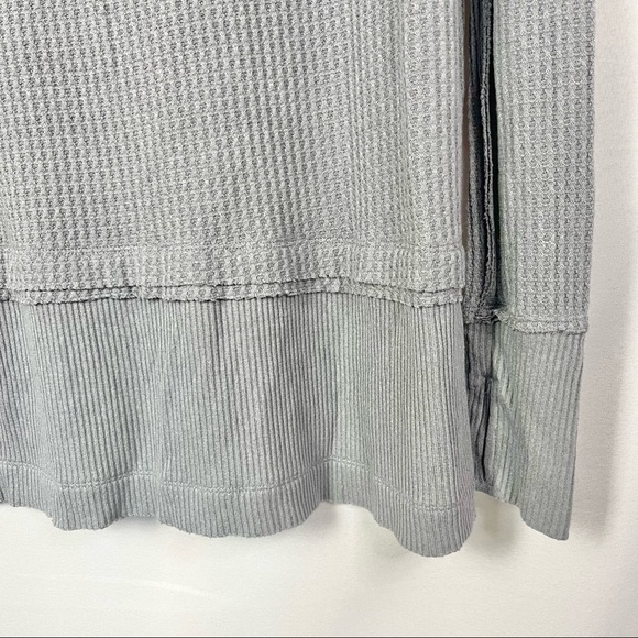 Free People We the Free North Shore Light Gray Thermal Knit Long Sleeve M - Picture 6 of 7